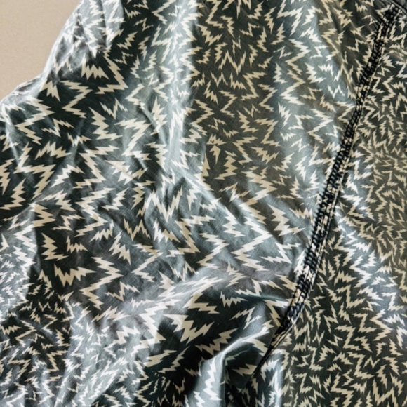 RVCA Lightning Bolt Boardshorts w/ Tiger Patch – Size 34 - Picture 7 of 10